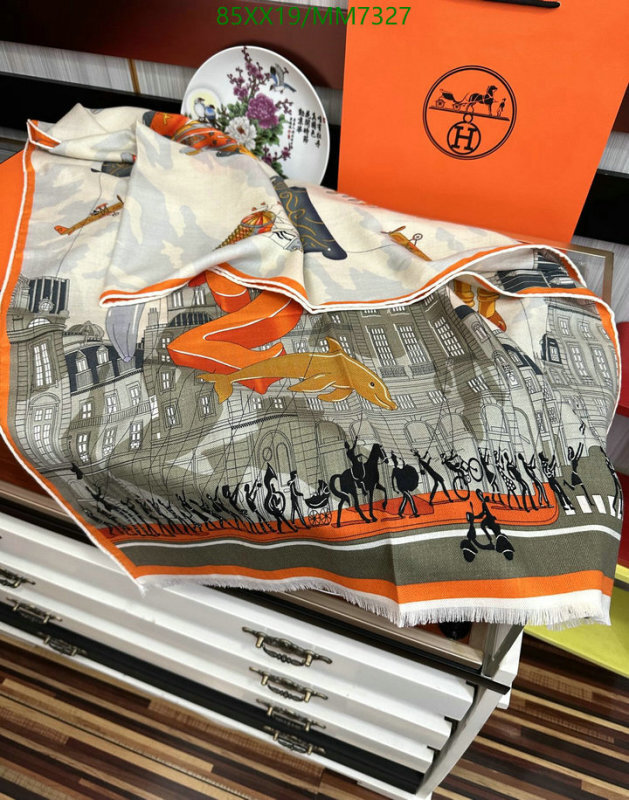 Hermes-Scarf Code: MM7327 $: 85USD