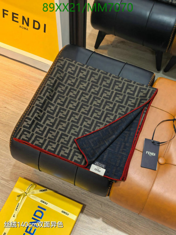 Fendi-Scarf Code: MM7070 $: 89USD