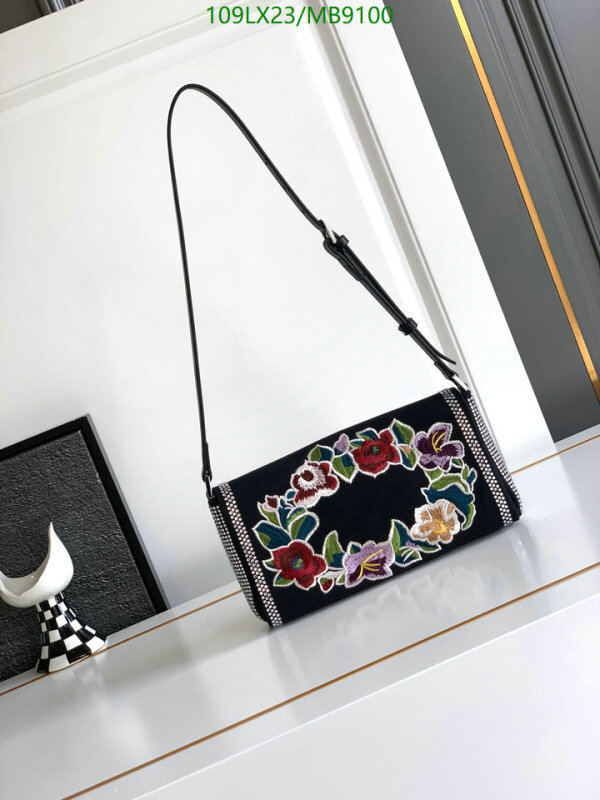Valentino-Bag-4A Quality Code: MB9100 $: 109USD