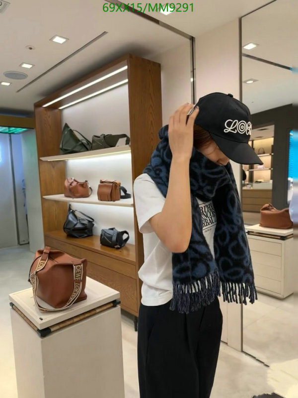 Loewe-Scarf Code: MM9291 $: 69USD