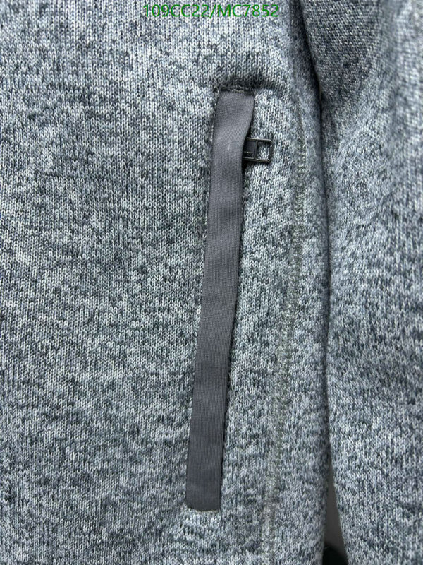 Patagonia-Down jacket Men Code: MC7852 $: 109USD