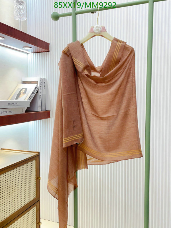 Loro Piana-Scarf Code: MM9292 $: 85USD