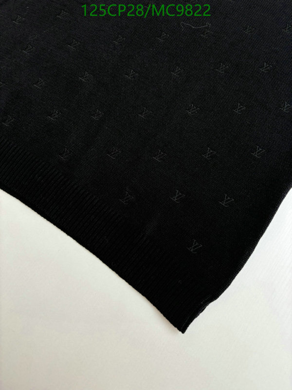 LV-Clothing Code: MC9822 $: 125USD