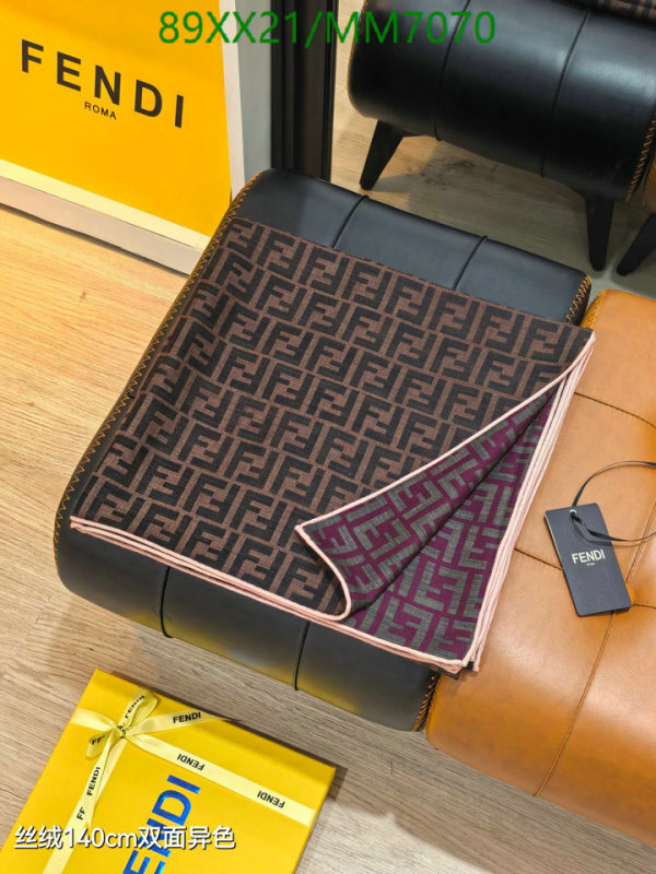 Fendi-Scarf Code: MM7070 $: 89USD