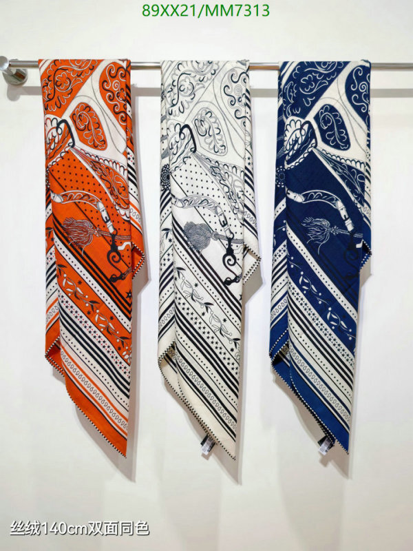 Hermes-Scarf Code: MM7313 $: 89USD