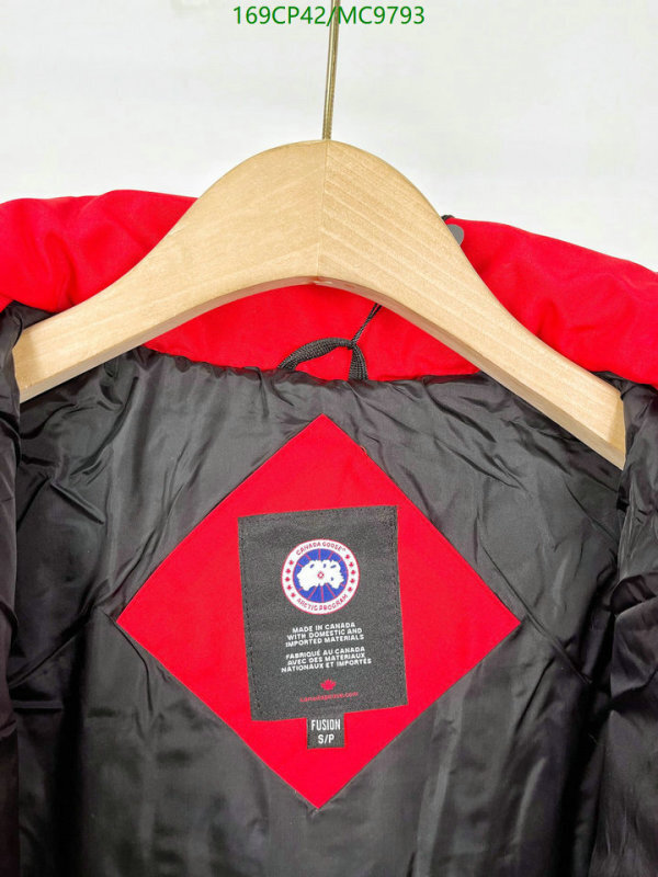 Canada Goose-Down jacket Men Code: MC9793 $: 169USD