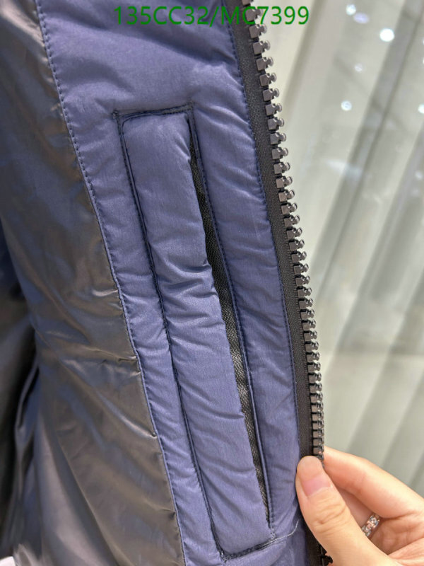 Canada Goose-Down jacket Men Code: MC7399 $: 135USD
