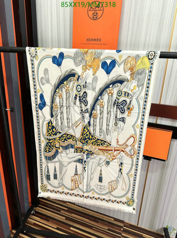 Hermes-Scarf Code: MM7318 $: 85USD
