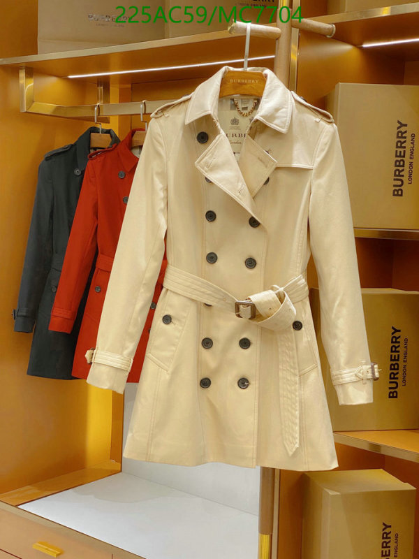 Burberry-Down jacket Women Code: MC7704 $: 225USD