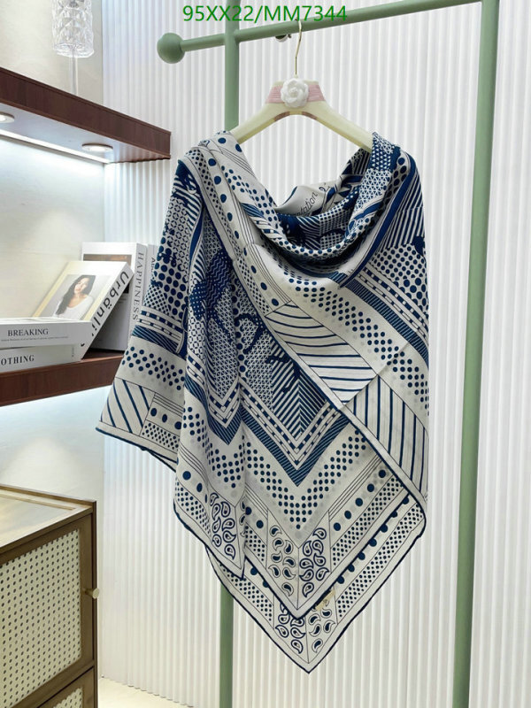 Hermes-Scarf Code: MM7344 $: 95USD