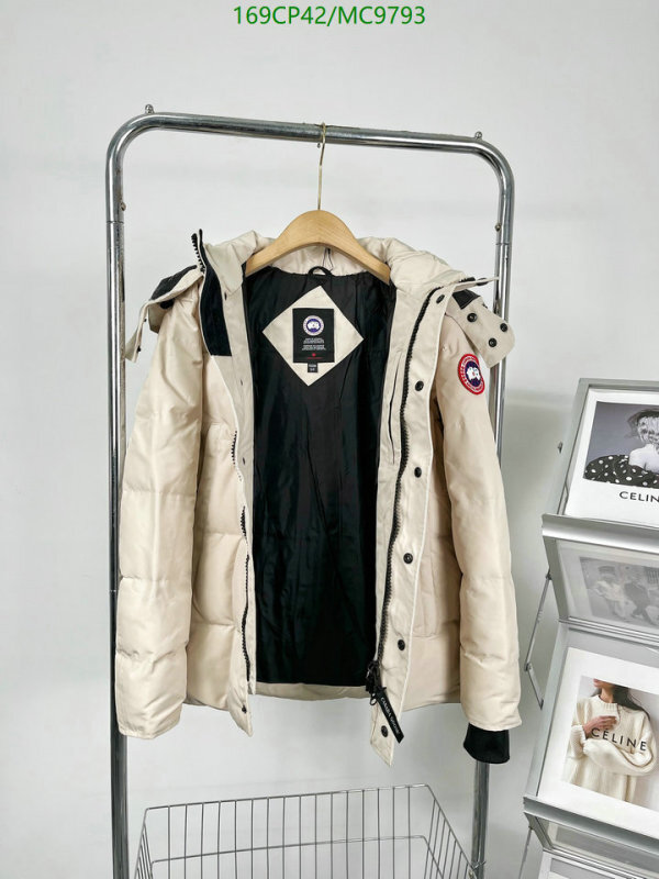 Canada Goose-Down jacket Men Code: MC9793 $: 169USD