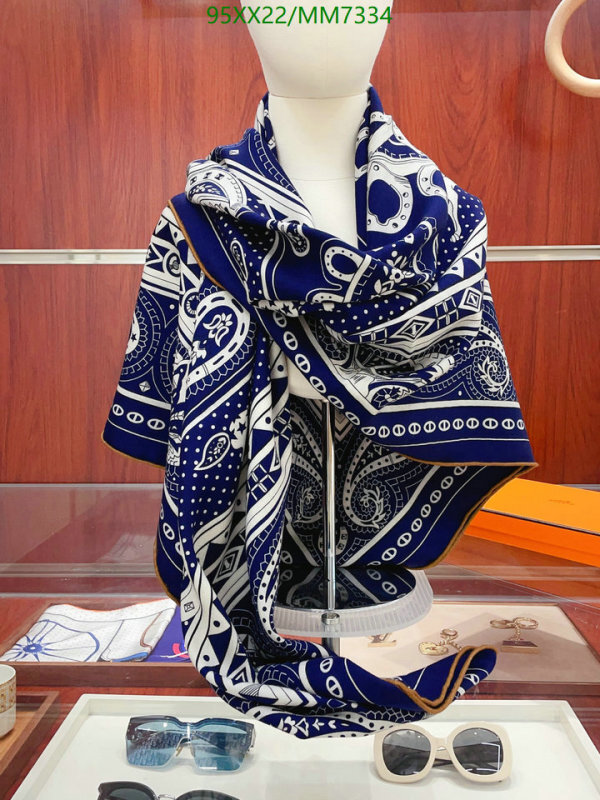Hermes-Scarf Code: MM7334 $: 95USD