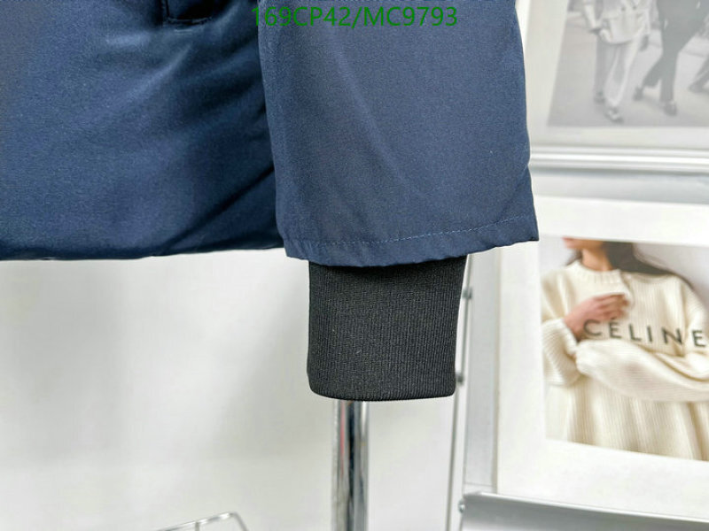 Canada Goose-Down jacket Men Code: MC9793 $: 169USD
