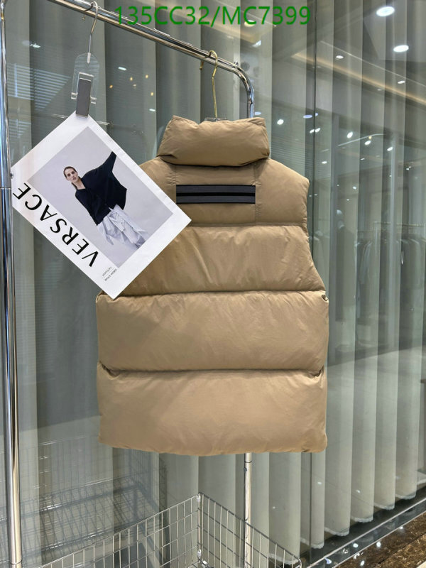 Canada Goose-Down jacket Men Code: MC7399 $: 135USD