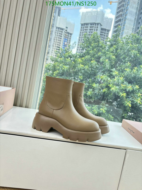 Boots-Women Shoes Code: NS1250 $: 175USD