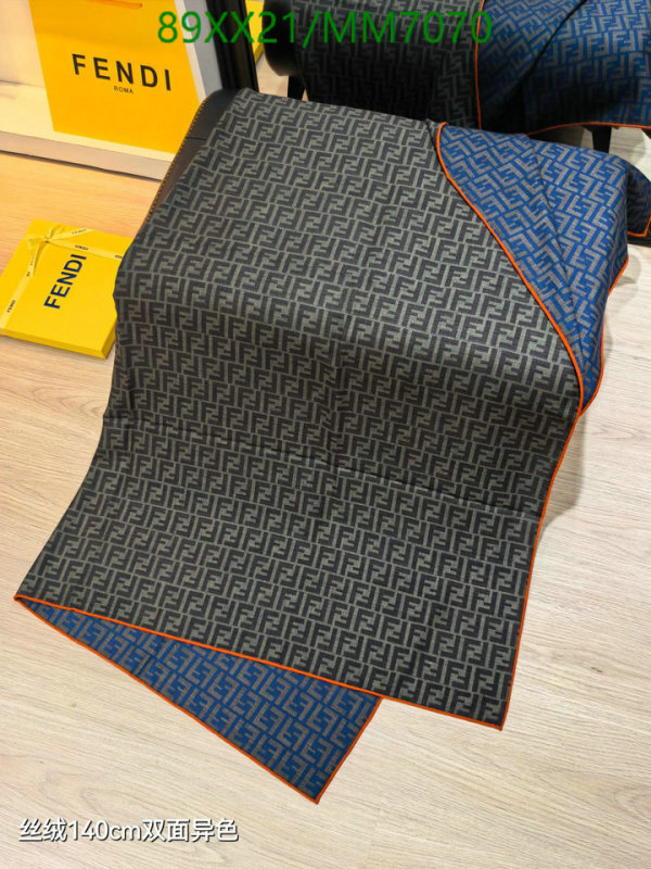Fendi-Scarf Code: MM7070 $: 89USD
