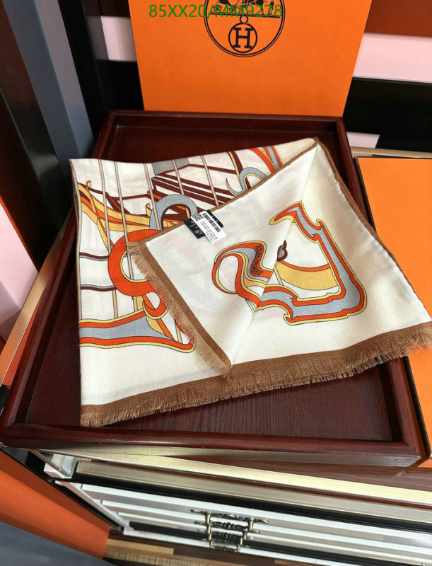 Hermes-Scarf Code: MM9278 $: 85USD