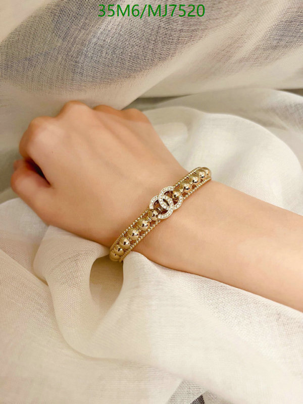 Chanel-Jewelry Code: MJ7520 $: 35USD