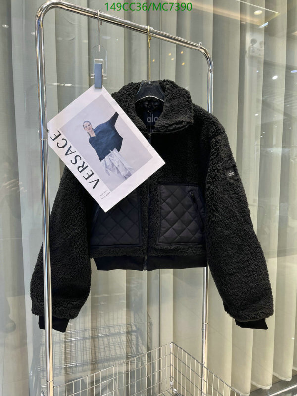 Alo-Down jacket Women Code: MC7390 $: 149USD