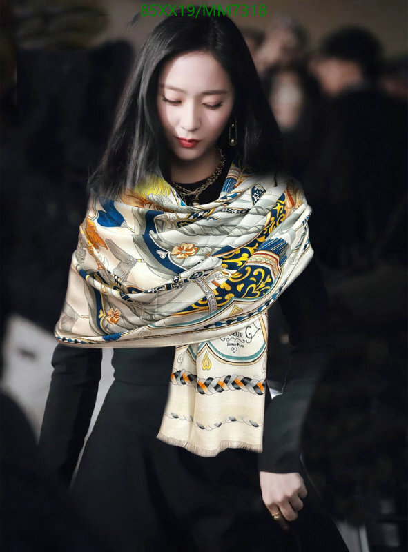 Hermes-Scarf Code: MM7318 $: 85USD