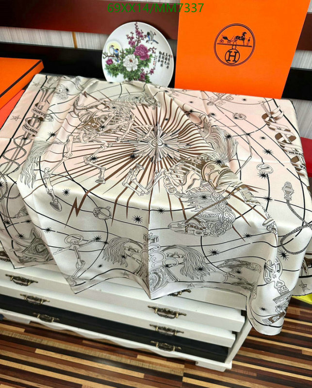 Hermes-Scarf Code: MM7337 $: 69USD