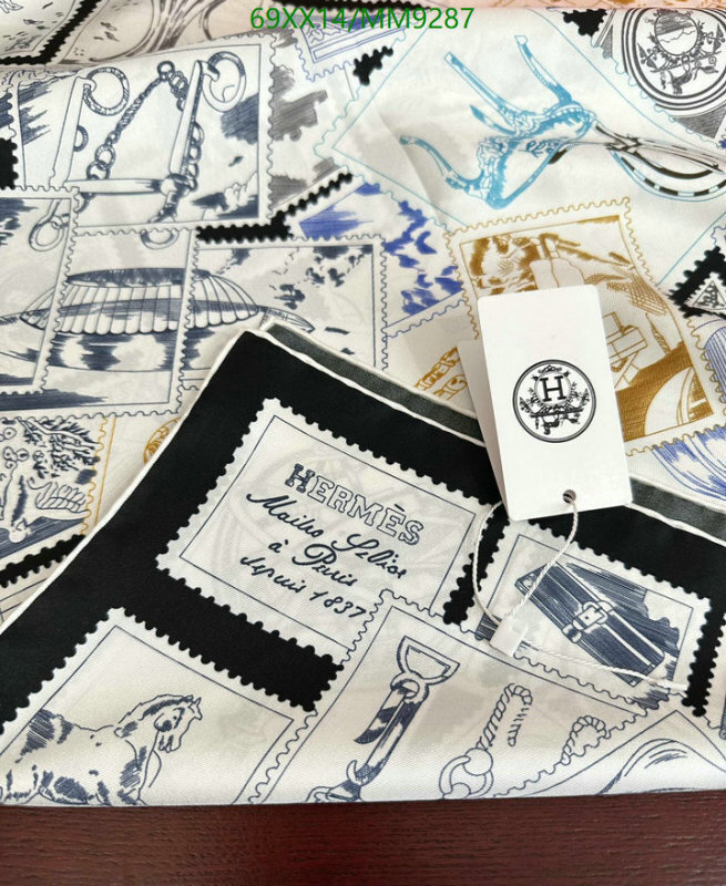 Hermes-Scarf Code: MM9287 $: 69USD