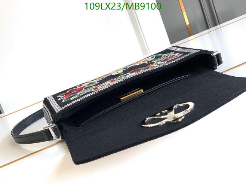 Valentino-Bag-4A Quality Code: MB9100 $: 109USD