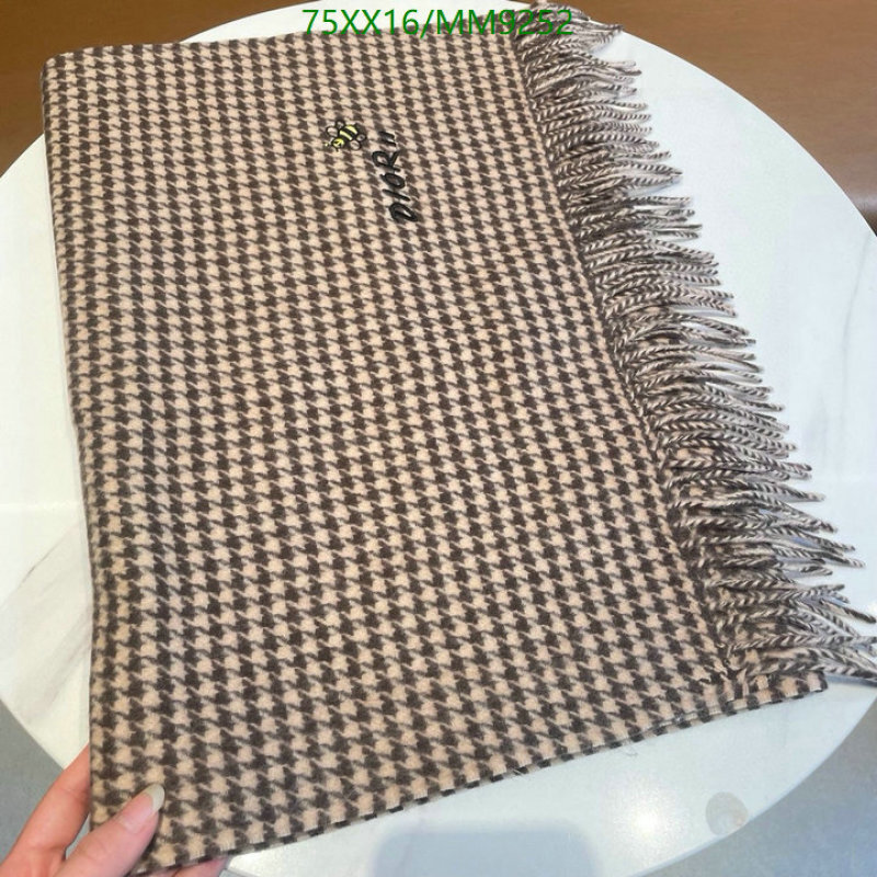 Dior-Scarf Code: MM9252 $: 75USD