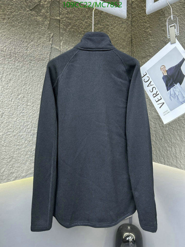 Patagonia-Down jacket Men Code: MC7852 $: 109USD