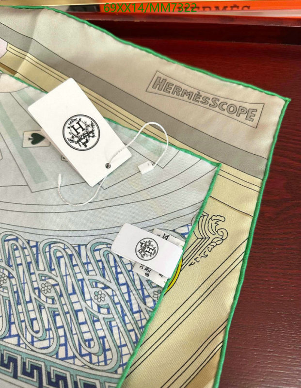 Hermes-Scarf Code: MM7322 $: 69USD