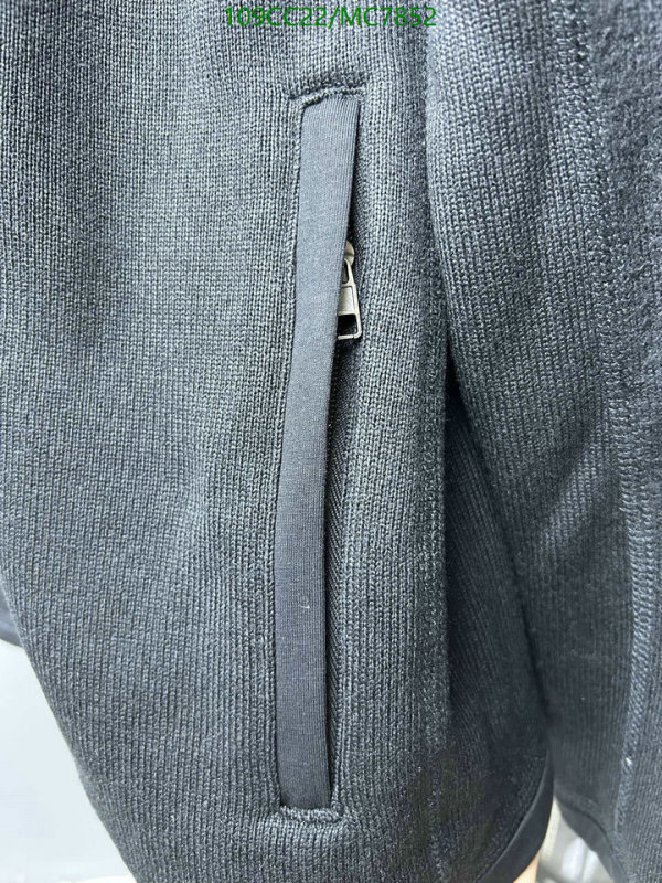 Patagonia-Down jacket Men Code: MC7852 $: 109USD