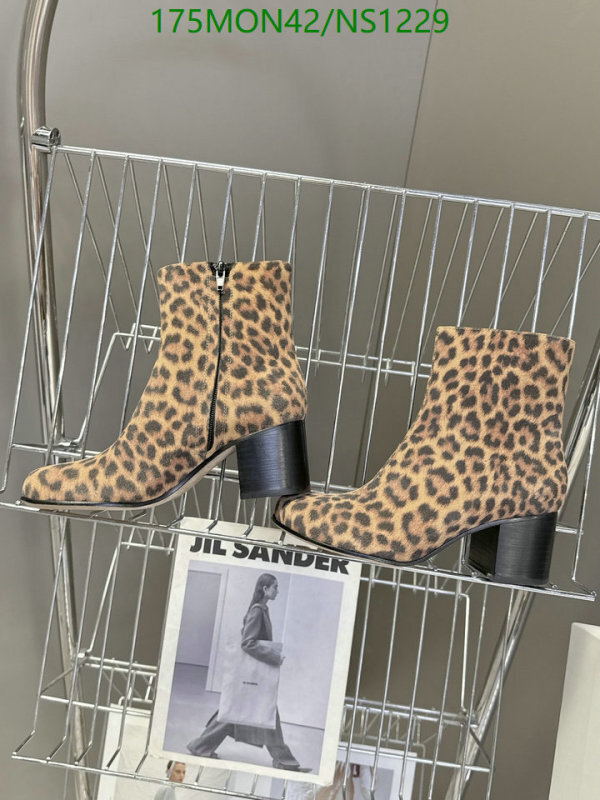 Loewe-Women Shoes Code: NS1229 $: 175USD