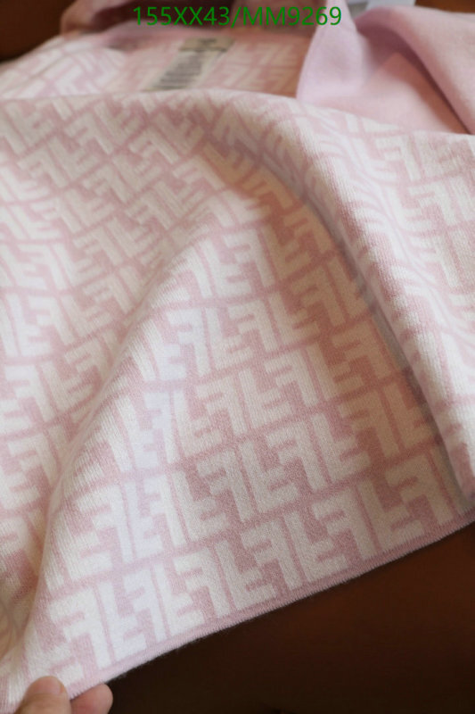 Fendi-Scarf Code: MM9269 $: 155USD