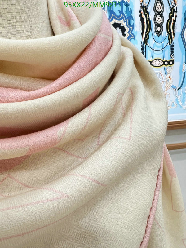 Chanel-Scarf Code: MM9211 $: 95USD