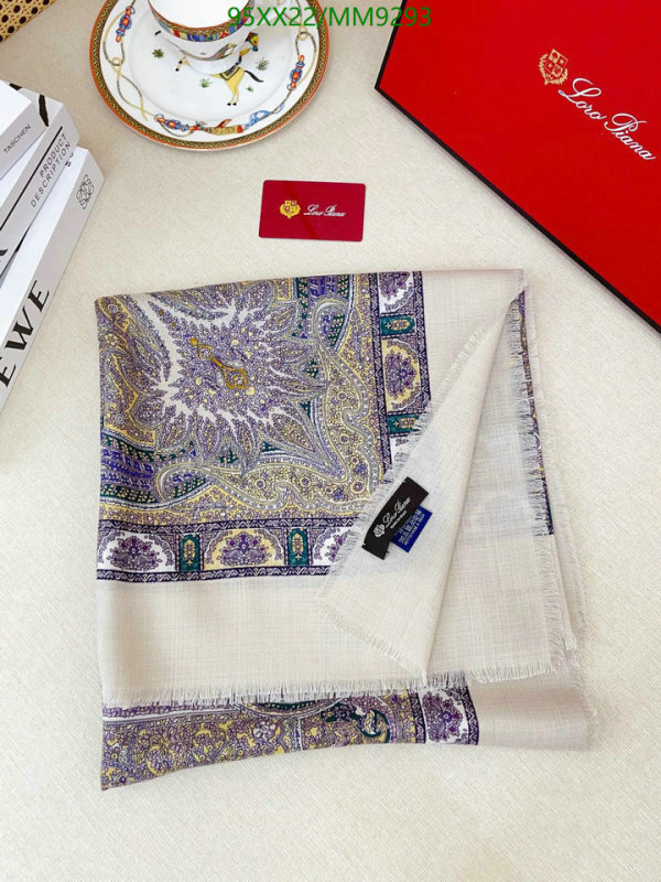 Loro Piana-Scarf Code: MM9293 $: 95USD