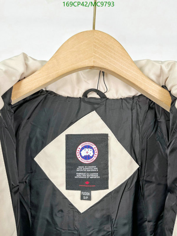 Canada Goose-Down jacket Men Code: MC9793 $: 169USD