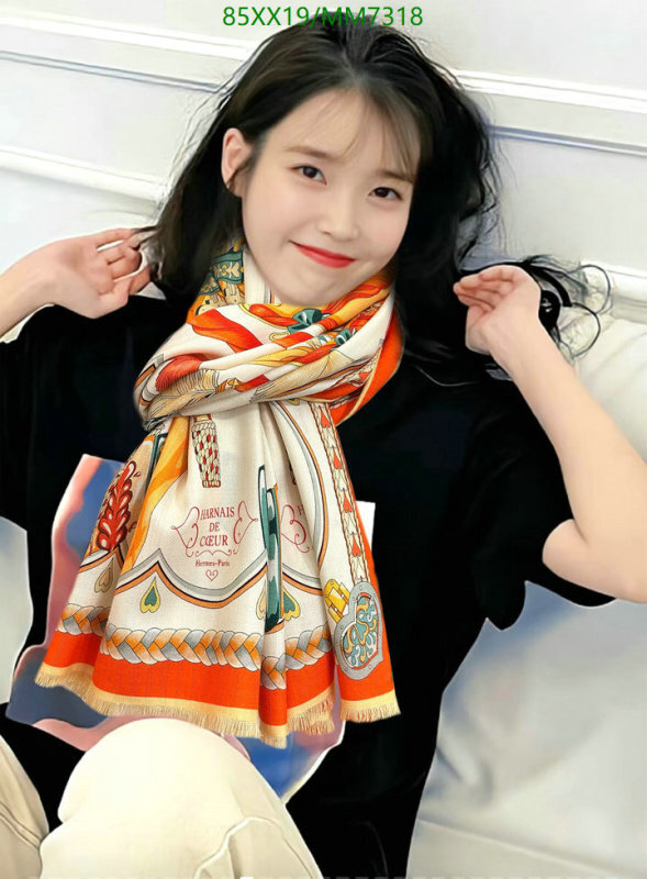 Hermes-Scarf Code: MM7318 $: 85USD