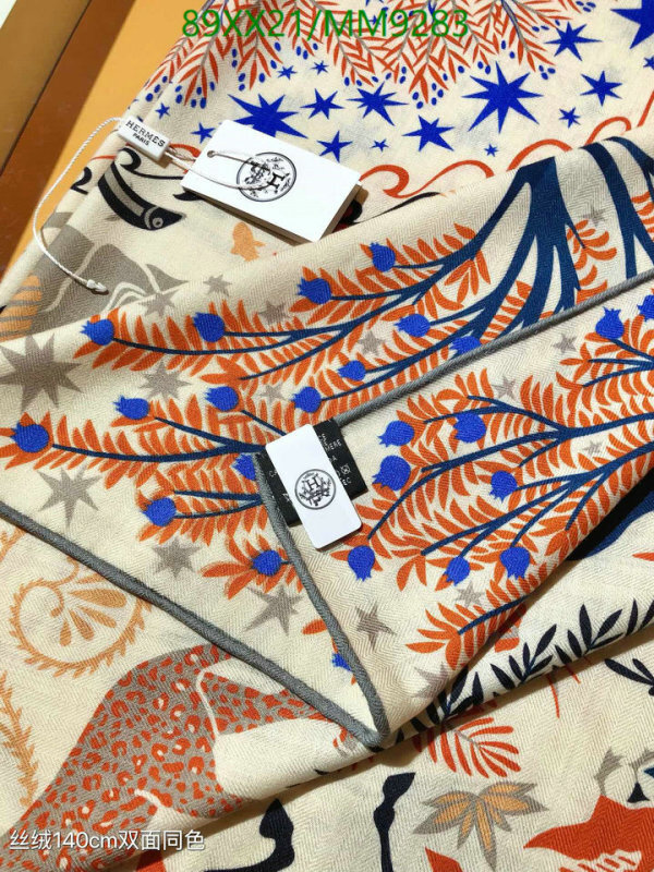 Hermes-Scarf Code: MM9283 $: 89USD