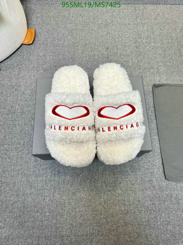 Balenciaga-Women Shoes Code: MS7425 $: 95USD