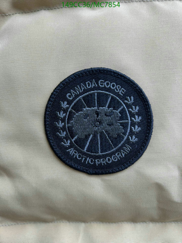 Canada Goose-Down jacket Women Code: MC7854 $: 149USD