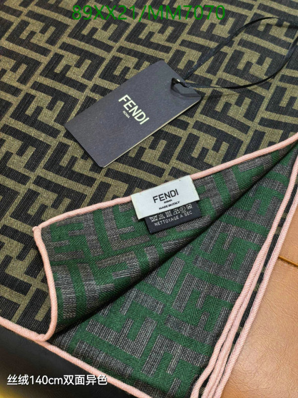 Fendi-Scarf Code: MM7070 $: 89USD