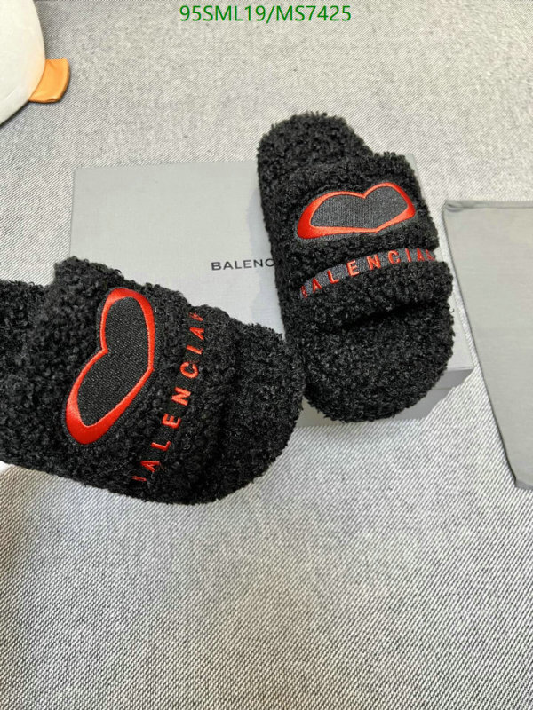 Balenciaga-Women Shoes Code: MS7425 $: 95USD