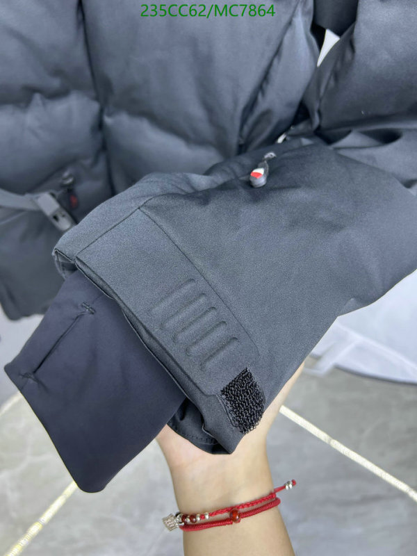 Moncler-Down jacket Women Code: MC7864 $: 235USD