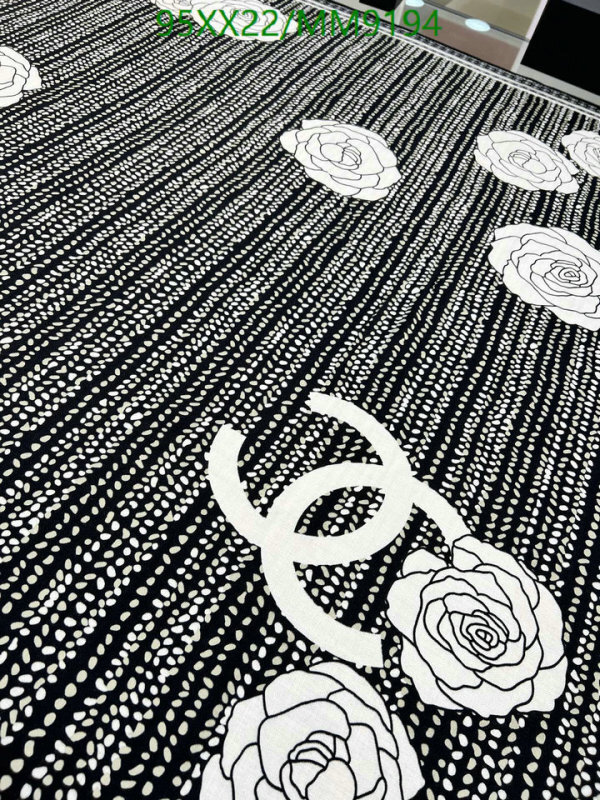 Chanel-Scarf Code: MM9194 $: 95USD