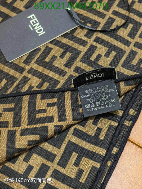 Fendi-Scarf Code: MM7070 $: 89USD