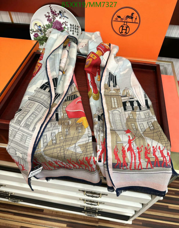 Hermes-Scarf Code: MM7327 $: 85USD