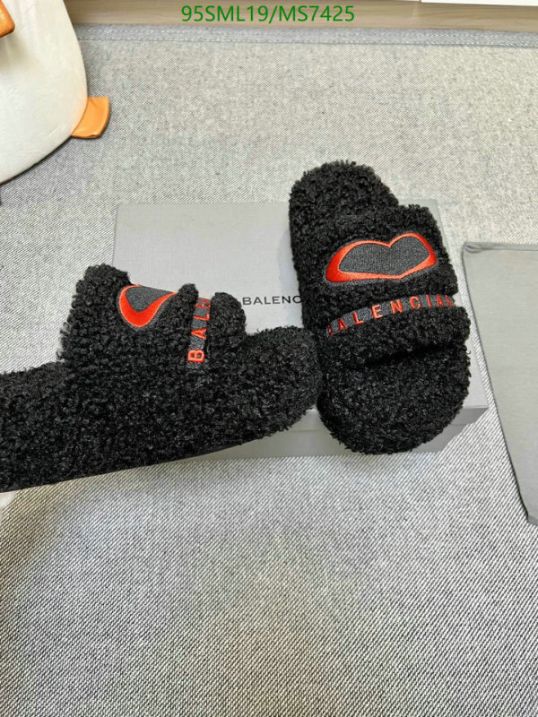 Balenciaga-Women Shoes Code: MS7425 $: 95USD
