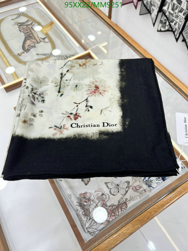 Dior-Scarf Code: MM9251 $: 95USD