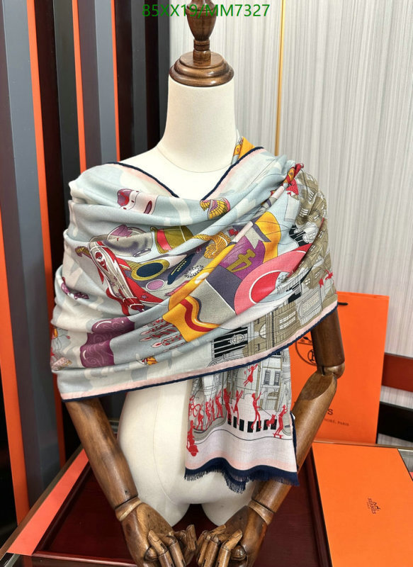 Hermes-Scarf Code: MM7327 $: 85USD