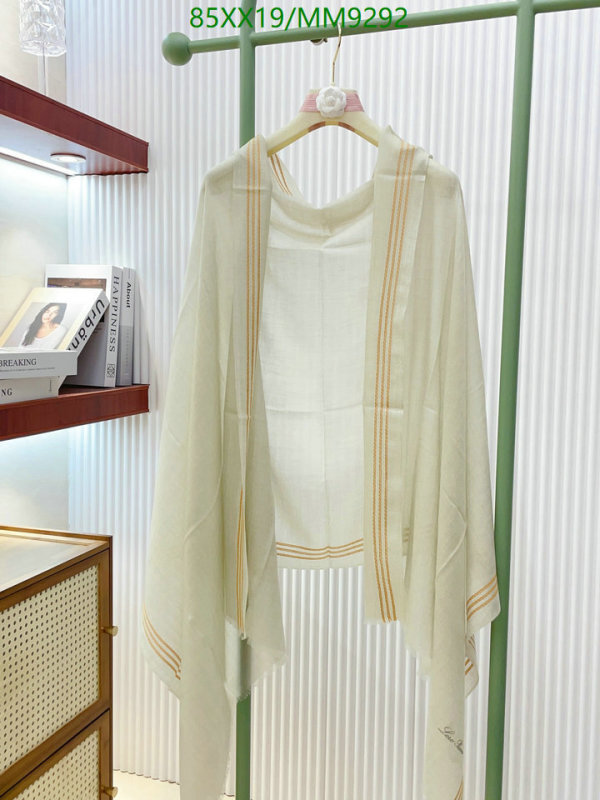 Loro Piana-Scarf Code: MM9292 $: 85USD